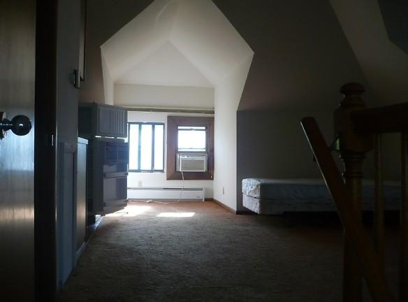 736 S Forest Ave unit 5 Ann Arbor, MI 48104 - Home For Rent