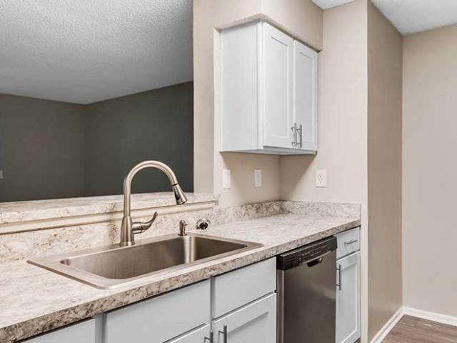 Lovely 1 Bedroom 1 Bathroom Available Now for Rent