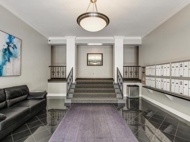 1 BD 1 BA Available Now $1690/Mo for Rent
