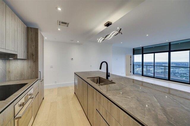 Condo For Rent In Houston, Texas