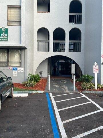 2 Bedroom 1 Bath In West Palm Beach FL 33401 for Rent