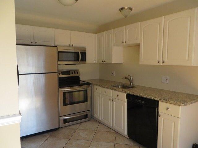 Condo For Rent In Farmington, Michigan