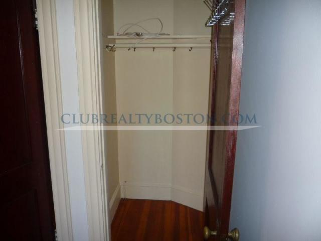1 bedroom in Somerville MA 02143 for Rent