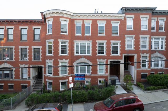 3 bedroom in Brighton MA 02135 for Rent