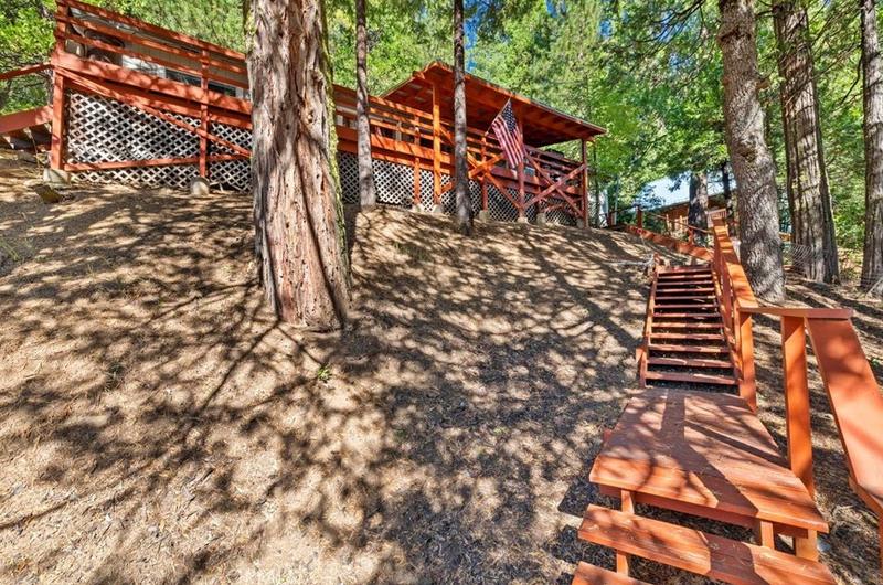 26552 Sno Bowl Rd, Long Barn, CA 95335 - MLS MC23171892 for Sale