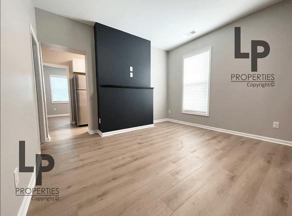 426 N Broadway unit 4 Lexington, KY 40508 - Home For Rent