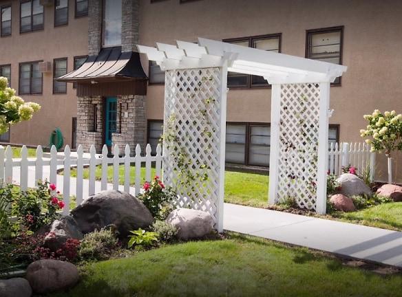 3829 W Broadway Ave Robbinsdale, MN - Apartments For Rent
