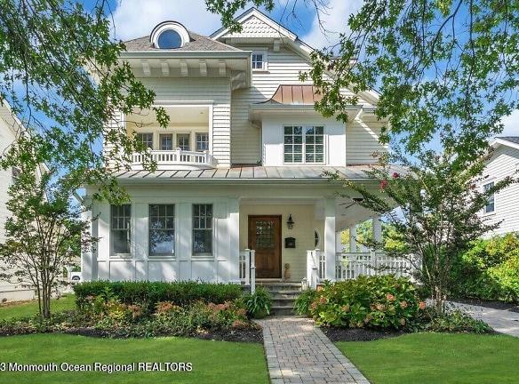 420 Tuttle Ave #SUMMER Spring Lake, NJ 07762 - Home For Rent