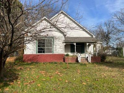 NW Front St for Sale