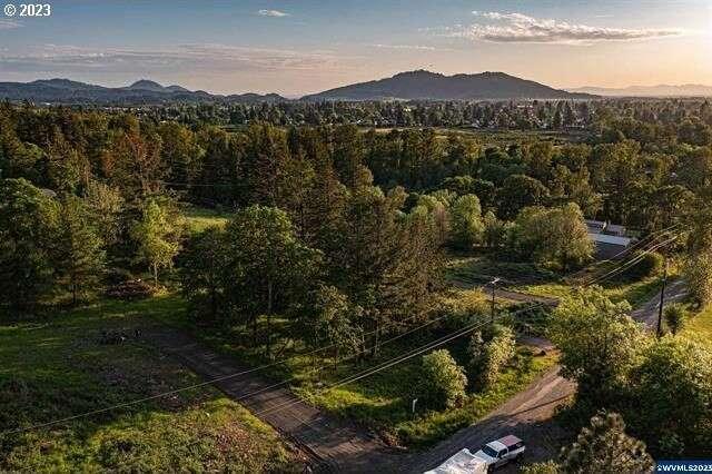 37919 E Grant St. Lebanon, OR 97355  620759110 for Sale