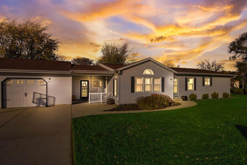 Greenfield, Milwaukee County, WI House for sale Property ID: 418270848