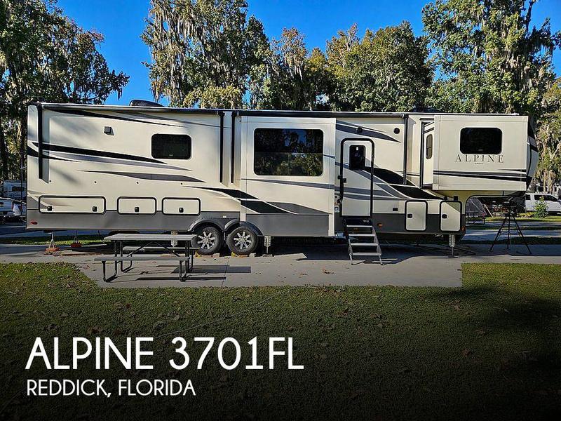 Keystone Alpine 3701FL Fifth Wheel 2020 for Sale