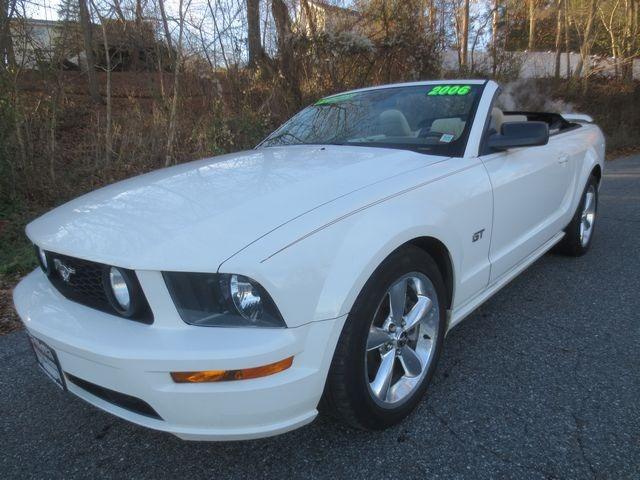 2006 Ford Mustang GT Deluxe Convertible for Sale