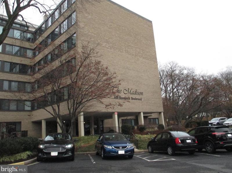 600 Roosevelt Blvd #415, Falls Church, VA 22044 - MLS VAFA2001994 for Sale