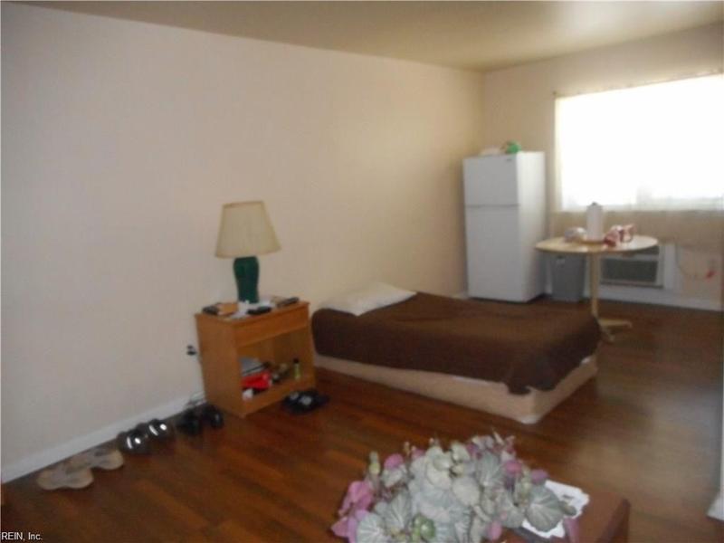 Rental, Apartments, Lo Rise - Hampton, VA  2612 Kecoughtan Road #7 for Sale