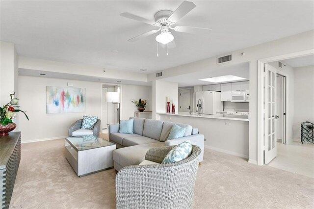 2 bedroom in Naples FL 34108 for Sale