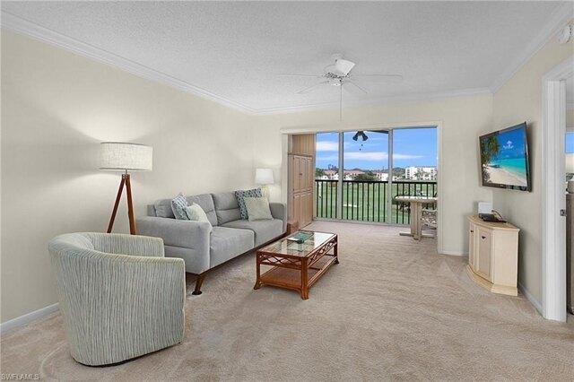 2 bedroom in Naples FL 34103 for Sale