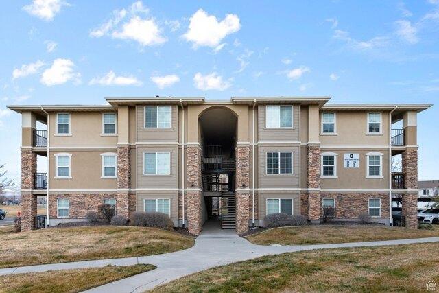 2 bedroom in Draper UT 84020 for Sale