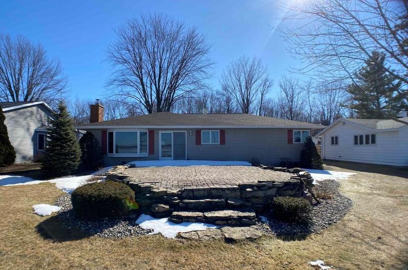 W4764 Swan Acre Dr, Cecil, WI 54111 - MLS 50287301 for Sale
