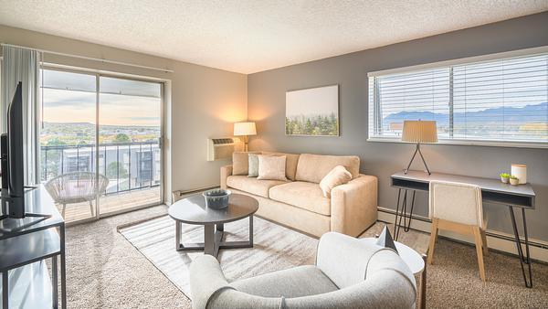 Rent The Flats at Pinecliff #4740-409 in Colorado Springs, CO - Landing