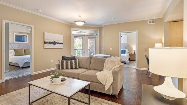 Rent IMT at City Park #01-316 in Denver, CO - Landing