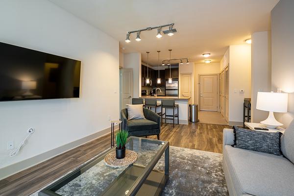 Rent Uptown at St. Johns #001-1320 in Jacksonville, FL - Landing