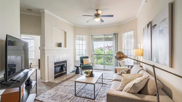 Rent The View at Lakeside #9301 in Lewisville, TX - Landing