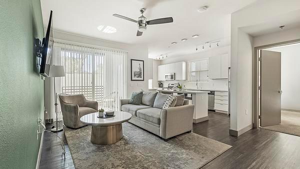 Rent The Douglas at Stonelake #10107 in Henderson, NV - Landing