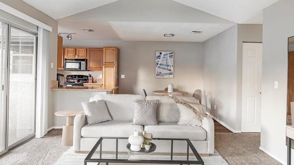 Rent Reflections at the Lakes #2059 in Las Vegas, NV - Landing