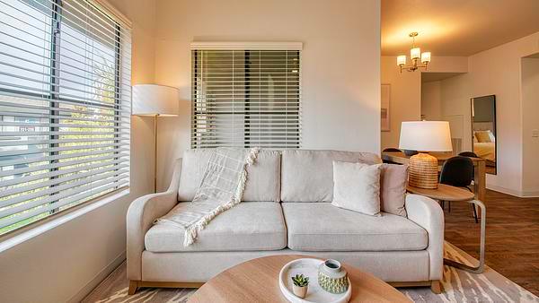 Rent Portola South Mountain #249 in Phoenix, AZ - Landing
