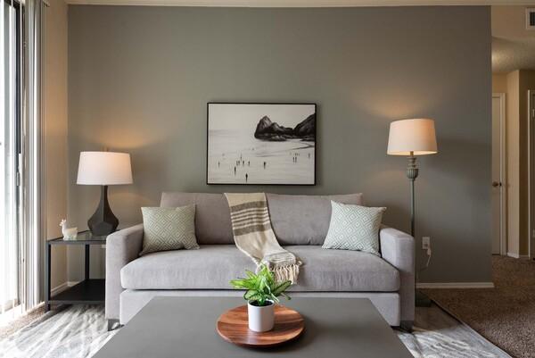 Rent Cliffs at Barton Creek #03205 in Austin, TX - Landing