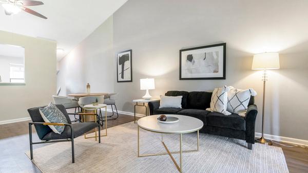 Rent ARIUM Siena Cove #08-8116 in Plantation, FL - Landing