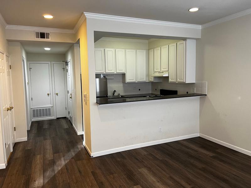 92 29th (2BR Facing Toward Street) for Rent