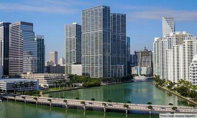 1 Bedroom 1 Bath In Miami FL 33131 for Rent