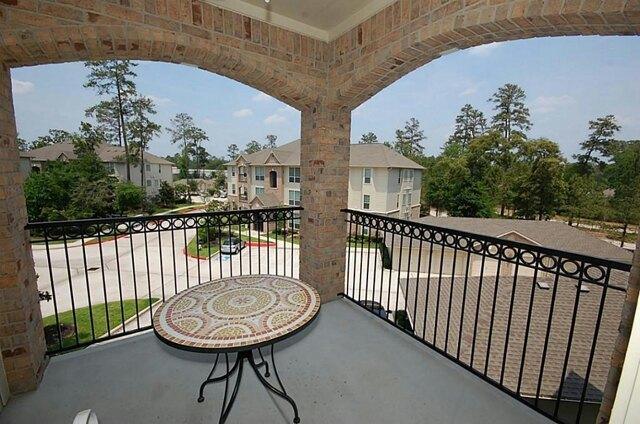 2 Bedroom 2 Bath In The Woodlands TX 77382 for Rent