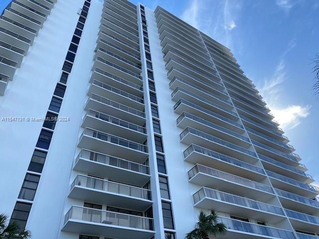 2 bedroom in Aventura FL 33180 for Rent
