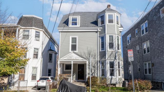 2 Bedroom 1 Bath In Charlestown MA 02145 for Rent