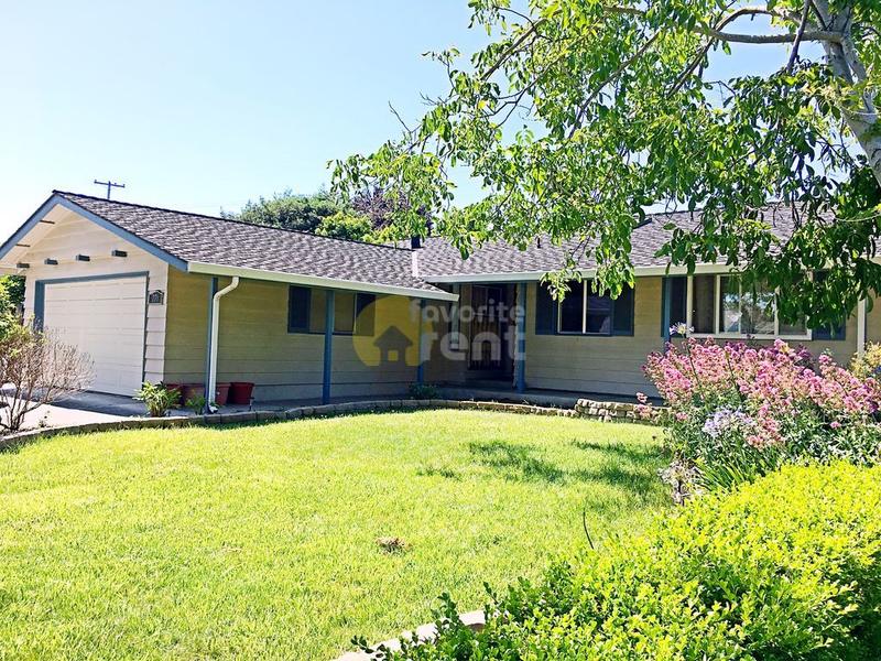 Sunnyvale House. 3 spacious bedrooms with 2 full bath for Rent