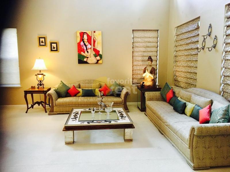 4 bedroom 3,5 bathroom house East San Jose for Rent