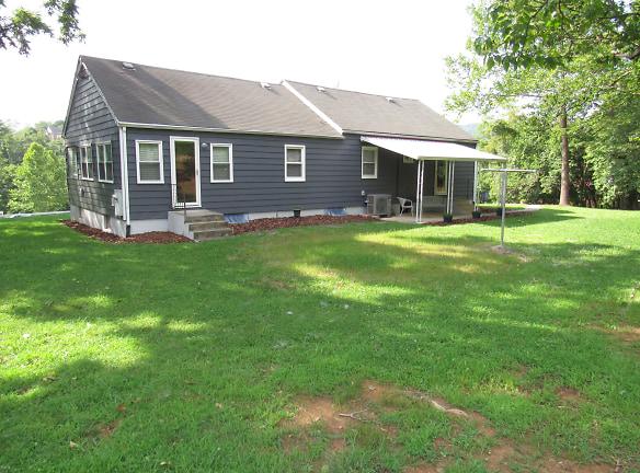4522 Blue Ridge Blvd - Blue Ridge, VA 24064 - Home For Rent