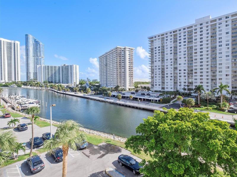 400 Kings Point Drive, Unit 523, Sunny Isles Beach, FL 33160 for Rent