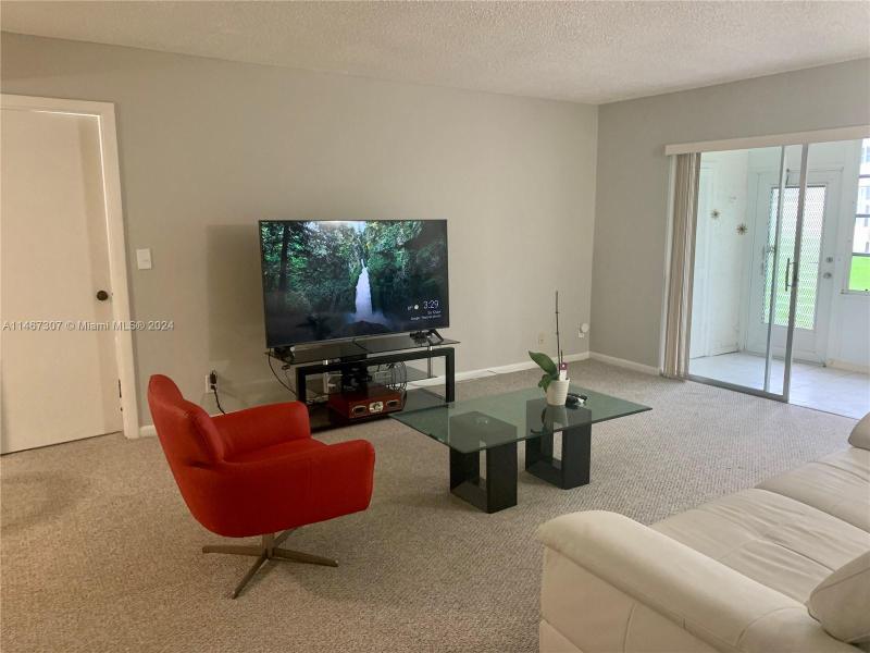721 Lori Drive, Unit 101, Palm Springs, FL 33461 for Rent