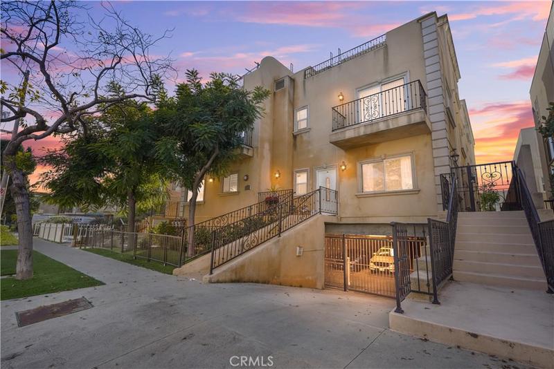 5255 Hermitage Avenue, Unit 105, Valley Village, CA 91607 for Rent