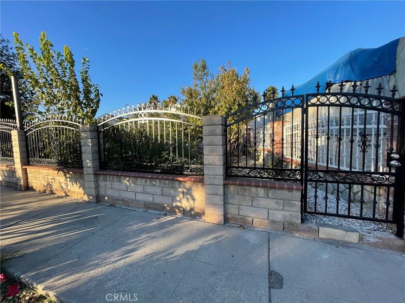 18927 Erwin Street, Tarzana, CA 91335 for Rent