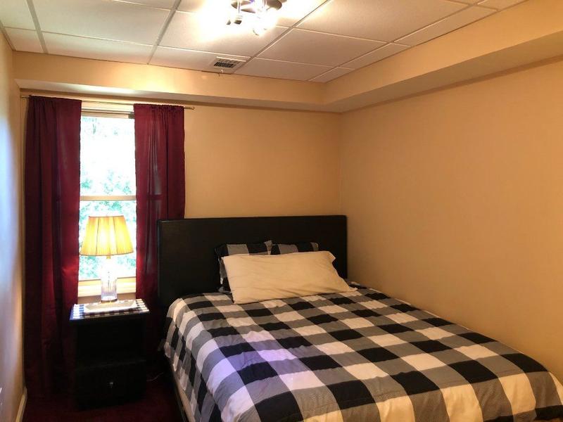 $700 / 1br - FURNISHED BDRM with SEMI-PRIV BATH - AVAIL 3/15/24 (Kennesaw / for Rent