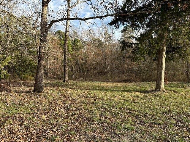 In Holiday Island AR 72631 for Rent