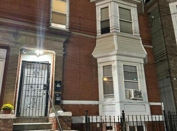 165 Sherman Ave - Newark, NJ 07114 - Home For Rent