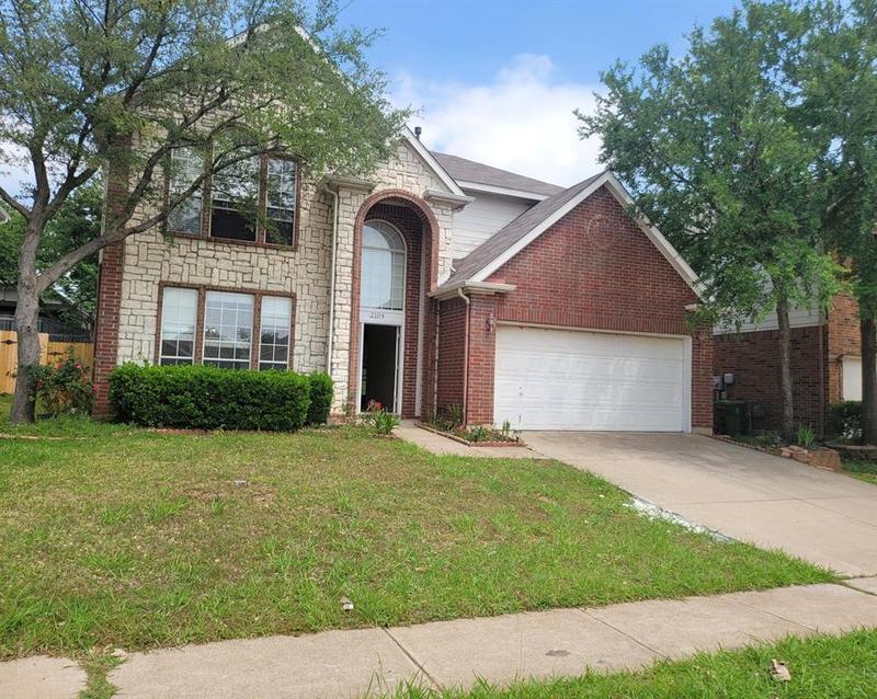 2104 Royal Oak Dr, Bedford, TX 76021 for Rent