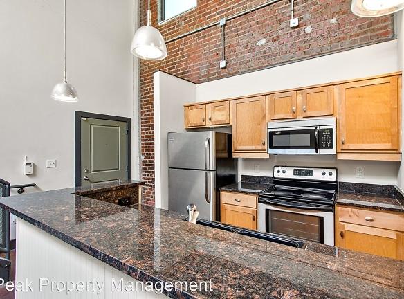 212 W 7th St - Richmond, VA 23224 - Home For Rent