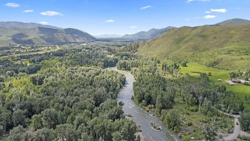 313 Starweather Dr, Blaine County, ID 83333  623184694 for Sale